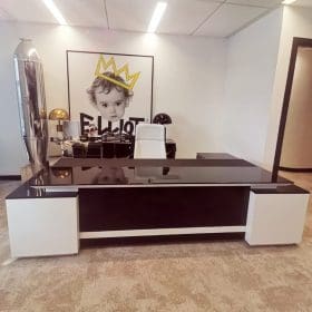 Executive Desk in Abu Dhabi